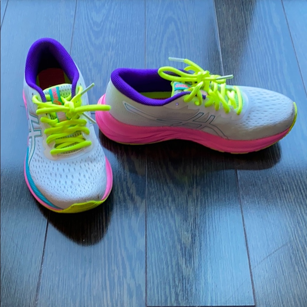 ASICS Sneakers